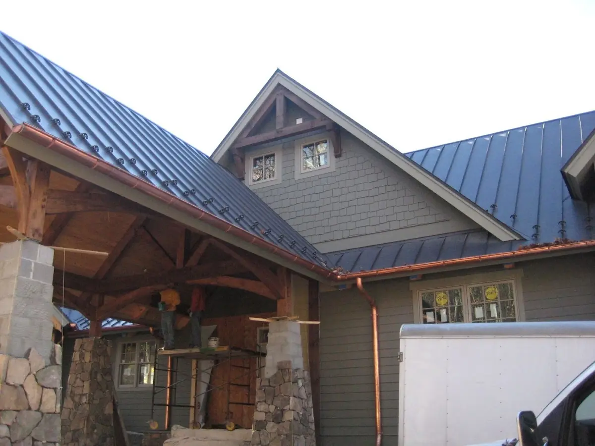 Craftsman Roofing team delivering quality roofing work in Lind - Bohanon